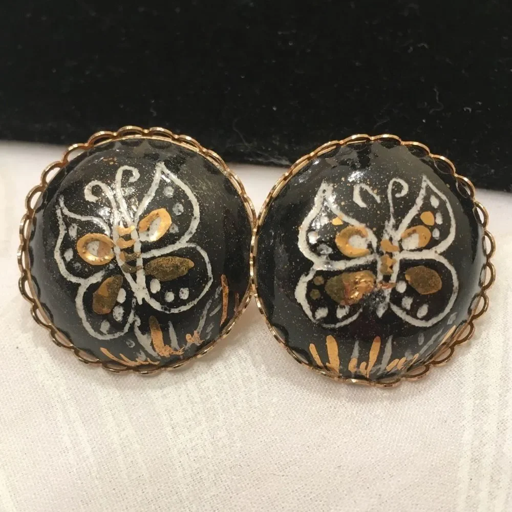 Vintage Enamel Butterfly Button Earrings - Picture 5 of 5